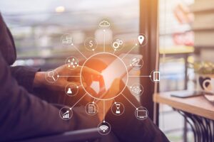 Man,Use,Internets,Marketing,E-commerce,online,Banking,Payment,voip,Voice,Over,Internet | multi-channel marketing | | Sit
